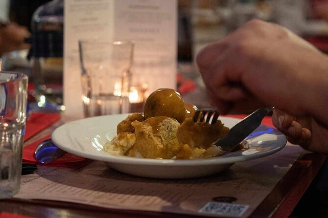 2.5 Hour Experience Scottish Dinner and Folk Music - Who This Experience Fits Best (and who should rethink it)