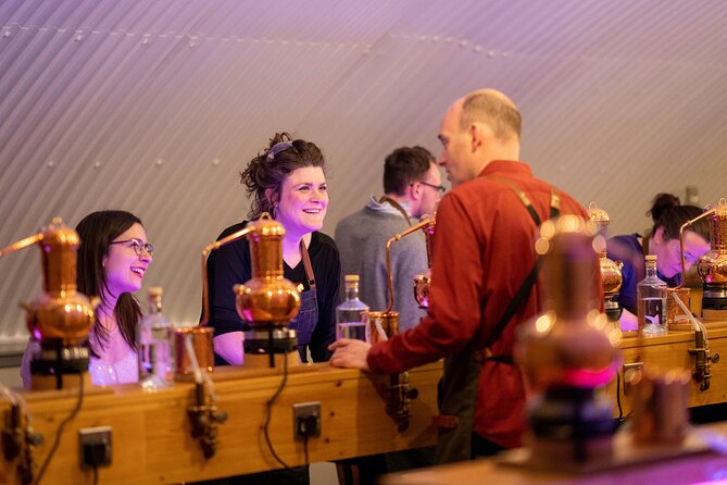 2 hour Gin School Experience in Aberdeen - From gin origins to base botanicals and organic alcohol