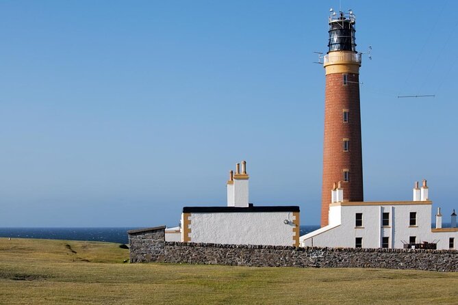 5-Day Hebrides and Highlands Tour from Edinburgh - From Edinburgh’s Parliament Square to the Highlands by coach