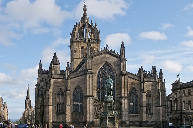A History of Witchcraft in Edinburgh: A Self-Guided Audio Tour - Ending at Castlehill: The Last Witch of Scotland Story