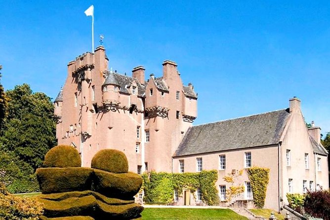 Aberdeen & Shire Castle & Distillery Private Group one Day Tour - Royal Lochnagar Distillery tasting: how whisky becomes a dram