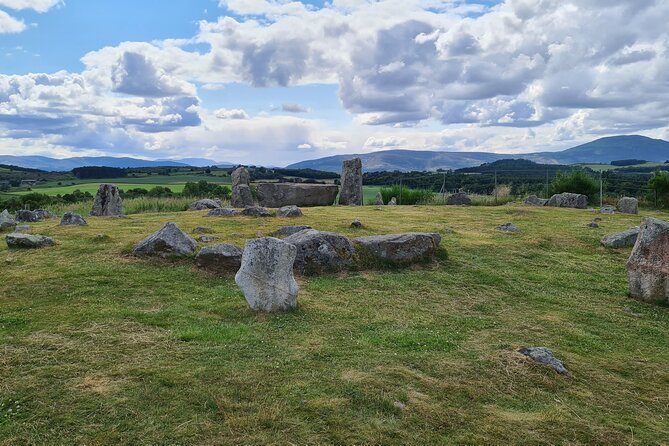 Aberdeen's Ancient Heritage and Folklore - The 7.5-hour pacing: short walks, long viewpoints, and a country-road rhythm
