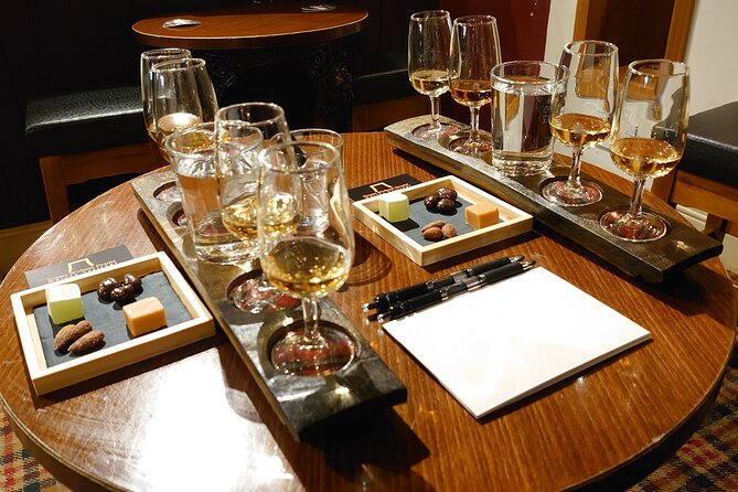 Afternoon Whisky Tasting in a Traditional Edinburgh Bar - Personal-Taste Coaching: Getting Your Palate Map