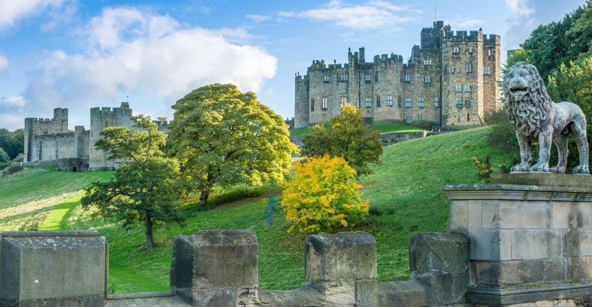 Alnwick Castle, Northumberland & Scottish Borders 1-Day Tour - Holy Island of Lindisfarne: the tide rule that drives the day