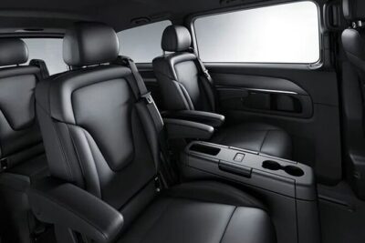 Arrival Transfer Edinburgh Airport EDI to Edinburgh by Minivan - Mercedes-Benz V Class Comfort: Small Details That Add Up