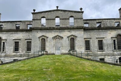 Codebreakers' Choice: Rosslyn Chapel & Da Vinci Code - Castlelaw Hill Fort & Earth House: a free prehistoric start in the Pentlands