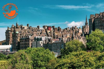 Edimbourg : Visite guidée privée en français avec Clémentine - St. Giles’ Cathedral and Gladstone’s Land: where the Old Town story gets real