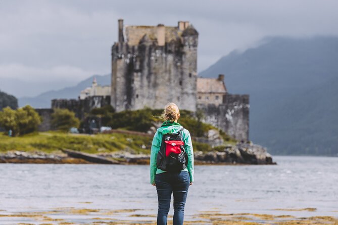 Edinburgh: 3-Day Wild Skye & Loch Ness Hunter Tour with Hostel - Commando Monument, Spean Bridge, and Glencoe’s 3 Sisters