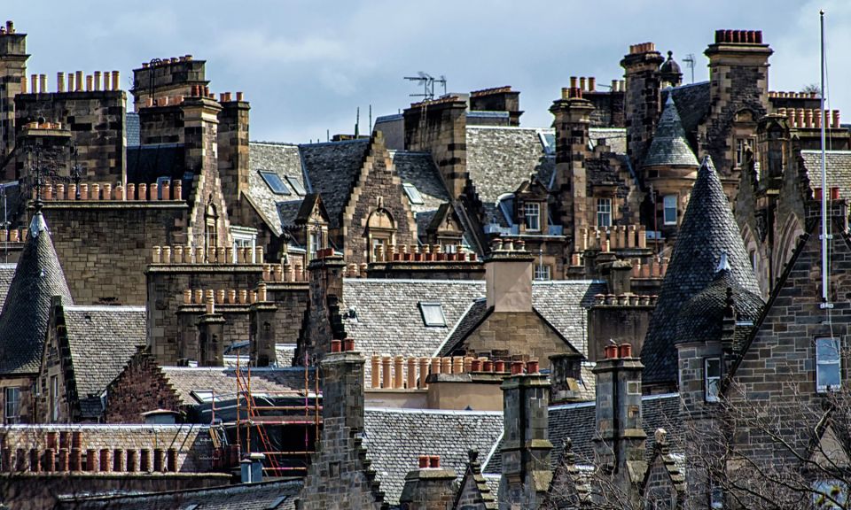 Edinburgh: 3-Hour Historical Walking Tour in Spanish - Key Highlights Worth Planning For