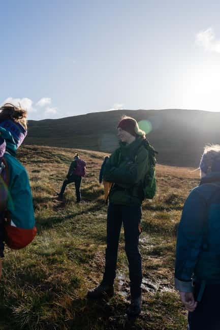 Edinburgh: Arthur's Seat Hike with Mountain Guide - Holyrood Palace to Holyrook Park: how the route keeps you away from crowds