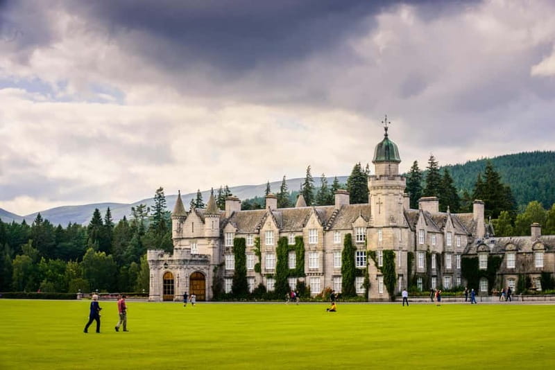 Edinburgh: Balmoral Castle and Scone Palace Royal Tour - Key Things You’ll Notice on This Day Trip