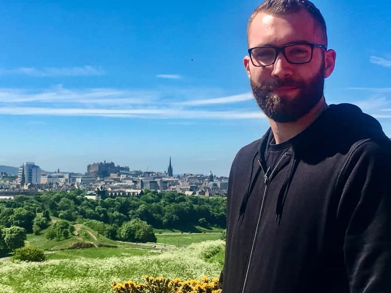 Edinburgh: Custom Highlights & Hidden Gems Tour with a Local - Price and Value: $114 for a Private Local Beats Guesswork