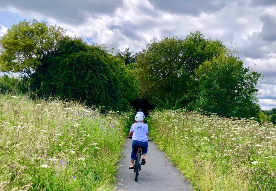 Edinburgh: Cycle Tour to the Coast (family friendly) - E-bikes, age rules, and how to decide