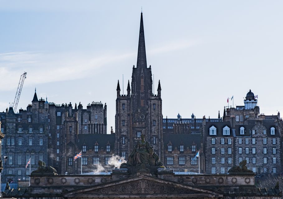 Edinburgh: Dark Secrets of the Old Town Ghost Walking Tour - How the 2-Hour Format Works (And When It Might Feel Tight)