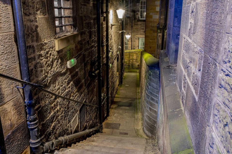Edinburgh: Dark Secrets of the Old Town Ghost Walking Tour - Price and Value: Is $24 Worth It?