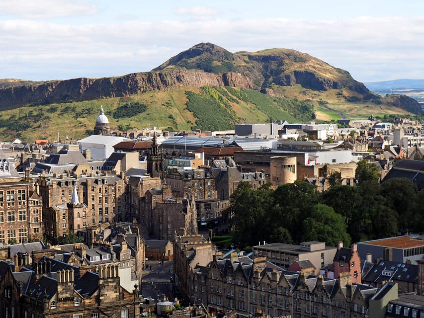 Edinburgh: Guided Hike to Arthur's Seat and Holyrood Park - Pace, group size, and who this works best for