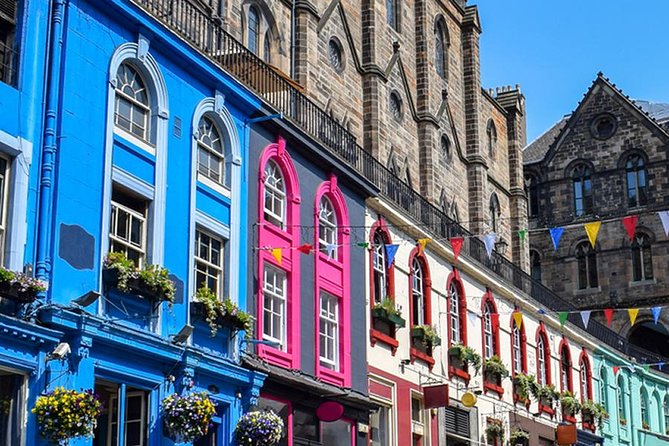 Edinburgh Half Day Guided Private Tour in a Premium Minivan - Castle Hill from the outside: understanding the importance without entry tickets