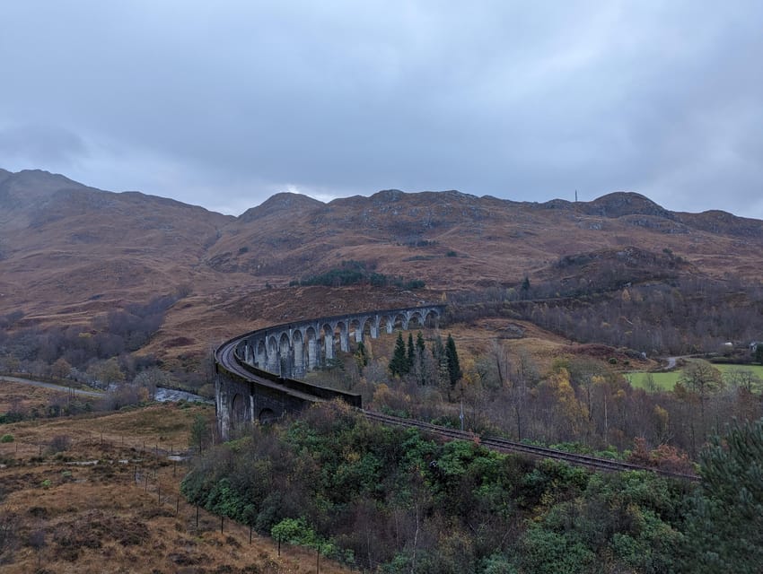 Edinburgh: Harry Potter, Glenfinnan Viaduct & Highland Tour - Inveruglas viewpoint: Loch Lomond photos with less effort
