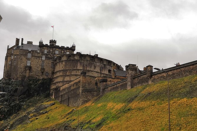 Edinburgh Harry Potter Self-Guided Private Tour - Victoria Street and Diagon Alley-Style Walking