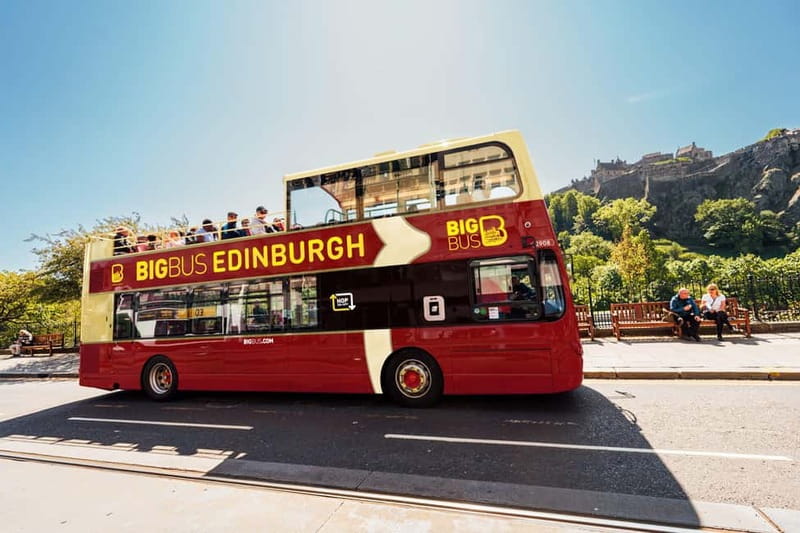 Edinburgh: Hop-On, Hop-Off Bus Tour City & Britannia Combo - Driver and Staff Help: When Getting On Is the Hard Part