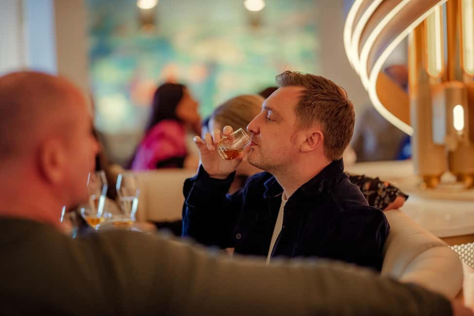 Edinburgh: Johnnie Walker Whisky and Chocolate Pairing - A 60-minute tasting built for your senses, not your schedule