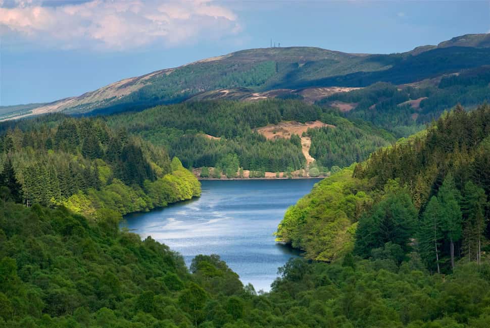 Edinburgh: Loch Lomond, Stirling Castle, and Kelpies Tour - The Kelpies at Photo-Stop Speed: Still Worth It