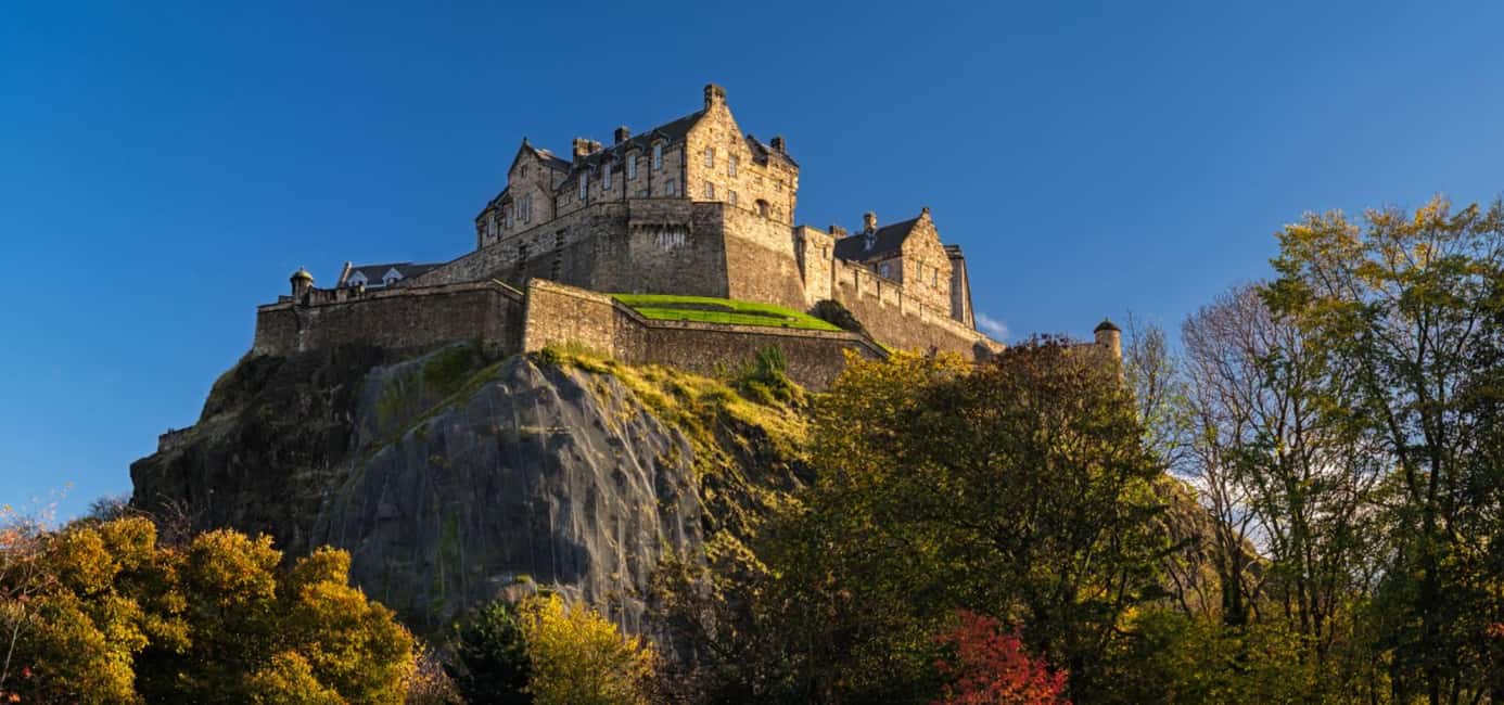 Edinburgh: Loch Lomond, Stirling Castle, and Kelpies Tour - Waterloo Place Check-In: Where Your Day Starts