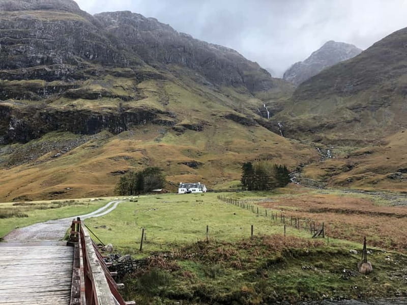 Edinburgh: Loch Ness, Inverness & Highlands Tour in Spanish - Fort Augustus and Loch Ness: sail time to look for Nessie