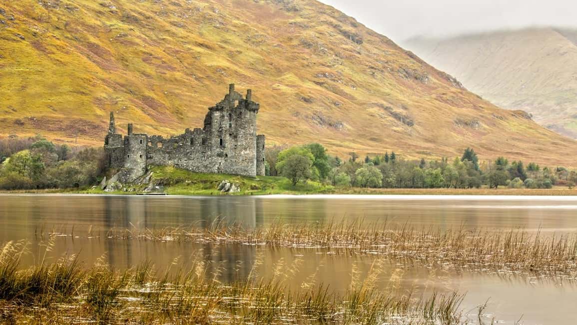 Edinburgh: Oban, Kilchurn Castle & Inveraray Tour in Spanish - Oban: Seafood Capital of Scotland and Lunch Time