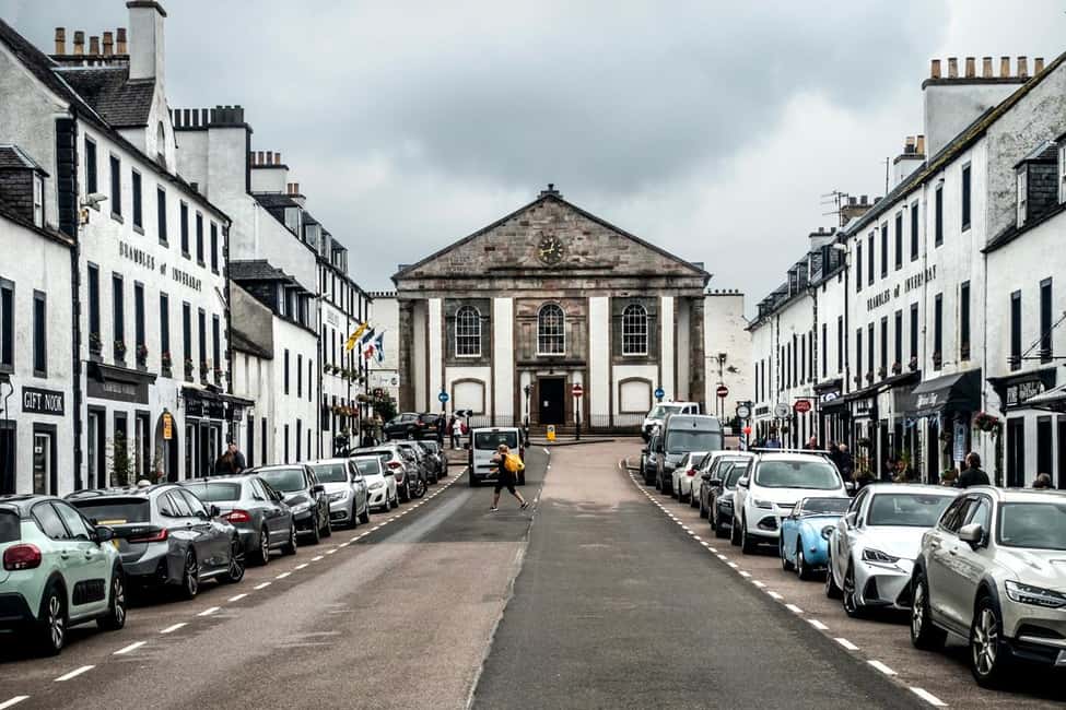 Edinburgh: Oban, Kilchurn Castle & Inveraray Tour in Spanish - Argyll Forest Park and the Balloch Warm Drink Before Edinburgh