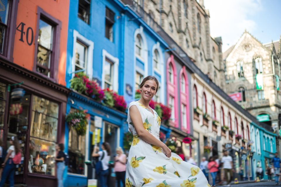 Edinburgh Old Town: Professional Photoshoot & Edited Photos - Should you book this Edinburgh Old Town photoshoot?
