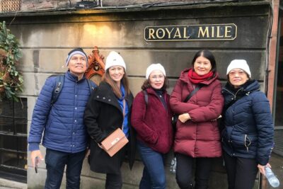 Edinburgh One Day Tour with a Local Guide : 100% Personalized & Private - Food and pub breaks: flexibility beats forced set menus
