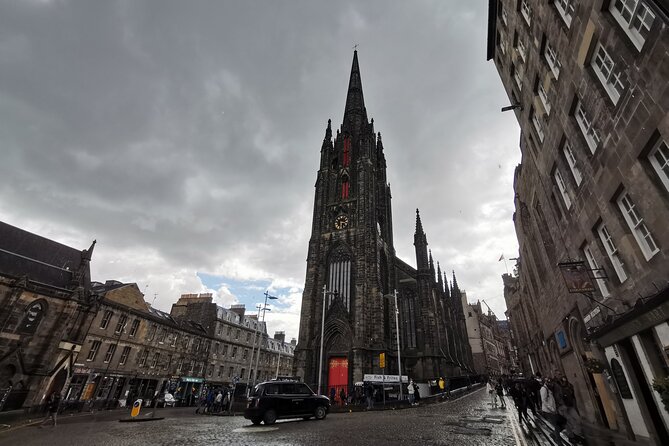 Edinburgh Outlander Self-Guided Private Tour - Writers’ Museum and the literary doorway into Outlander