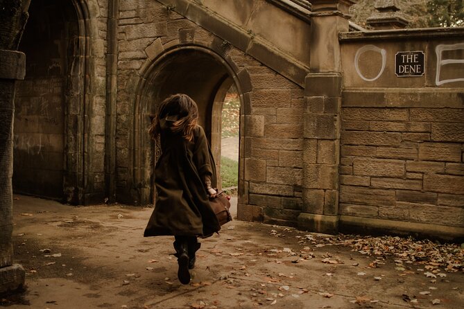 Edinburgh Photo Shoot - capture your memories ! - Optional nature detour: Dean Village and the Water of Leith