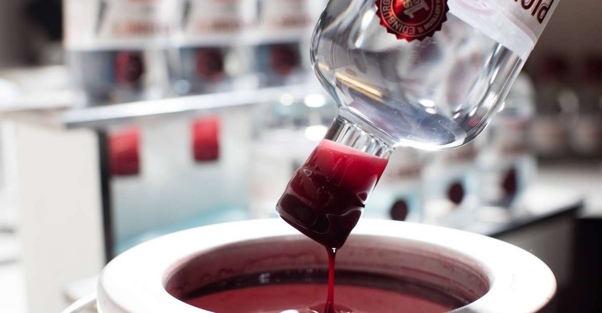 Edinburgh: Pickering's Gin Jolly Tour (Distillery & Tasting) - The gin and tonic start: your first lesson in aroma