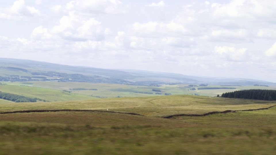 Edinburgh: Rosslyn Chapel and Hadrian's Wall Tour in Spanish - Who this tour suits best (and who should think twice)