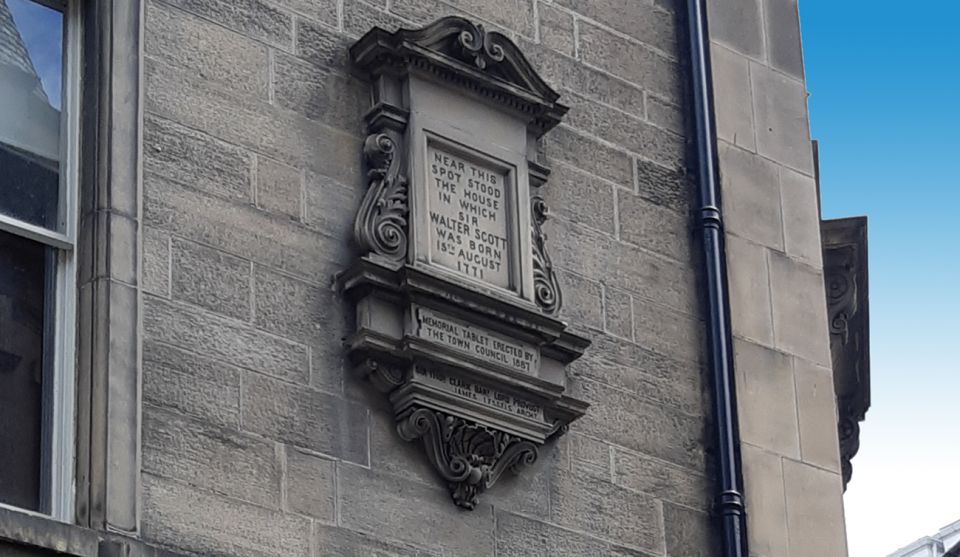Edinburgh: Royal Mile Scottish Enlightenment Walking Tour - From St Giles Cathedral to the Royal Mile: the tour’s smart opening