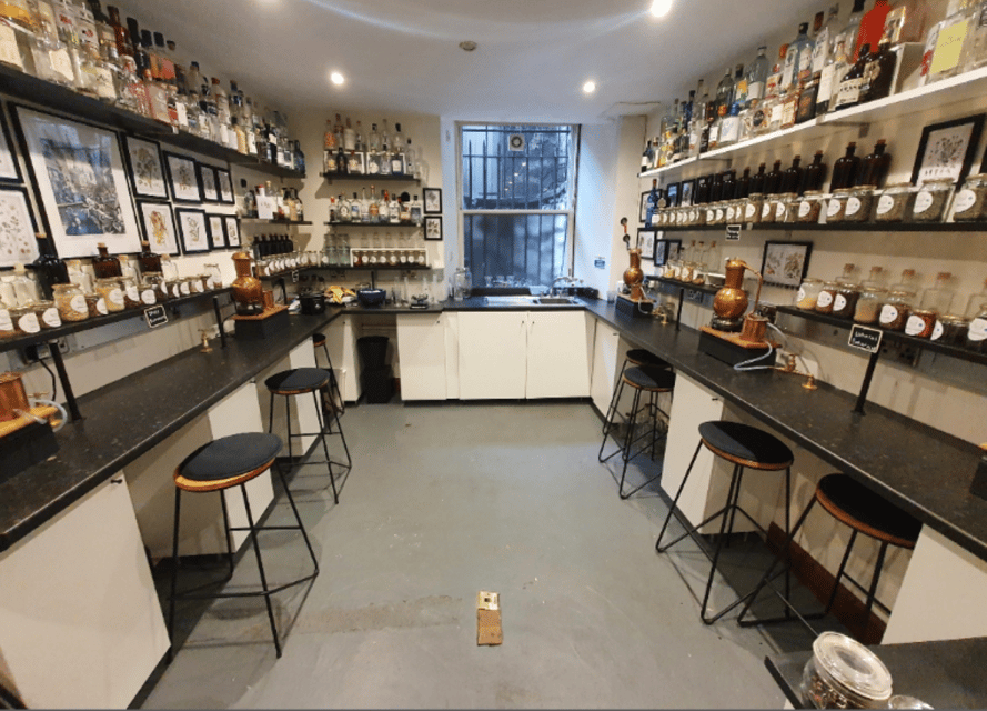 Edinburgh: Rum Distillation Workshop with Rum Tasting - Learning the basics: rum history and how micro distilling differs