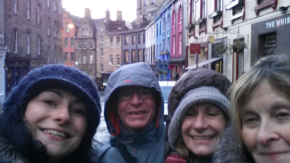 Edinburgh: Scottish Whisky Tasting with a Local Expert - Old Town walking route, with a whisky story attached