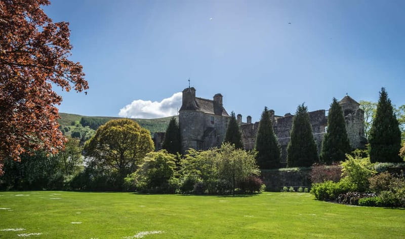Edinburgh: St. Andrews and Falkland Palace Day Tour - The Royal and Ancient Golf Museum: close to the Old Course action