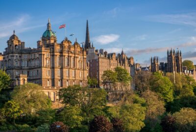 Edinburgh: The Royal City Tour from London - Train basics: reserved seats and the long-day reality