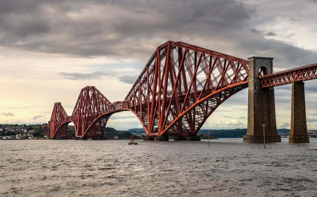 Edinburgh to Scottish Highlands: Whisky, Views & Hairy Coos - Queensferry and the red Forth Rail Bridge viewpoint