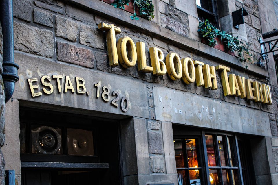 Edinburgh: Tolbooth Tavern Haggis Taster & Whisky Sampling - Tolbooth Tavern on the Royal Mile: the real reason this feels special