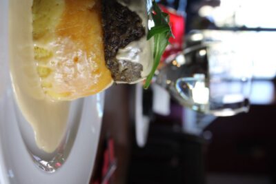 Edinburgh: Tolbooth Tavern Haggis Taster & Whisky Sampling - The 30-minute “haggis stack” you actually get to eat