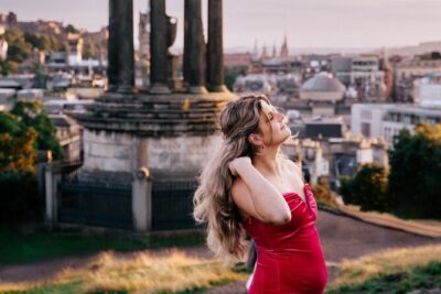 Elegant Professional Private Photoshoot Tour in Edinburgh - Circus Lane to Calton Hill: From Cozy Streets to Big City Views