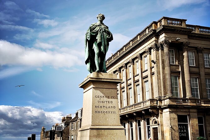 Enchanting Edinburgh: Half-Day Walking Tour with Local Guide - Weather, walking pace, and how to prepare
