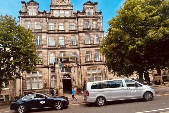 Executive transfer from Edinburgh to St Andrews. - Pickup in Edinburgh: how easy (and organized) it feels