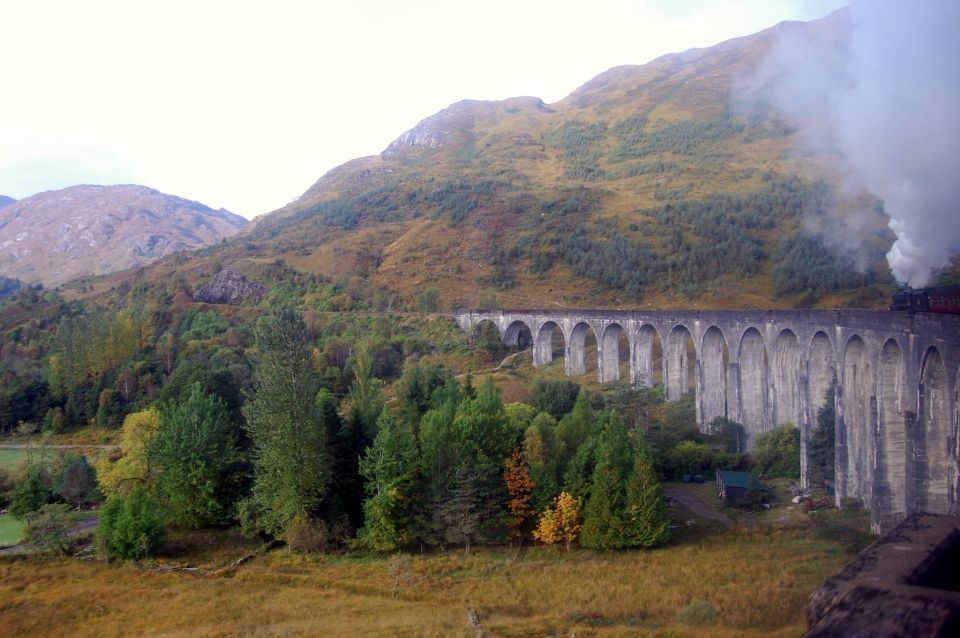 From Edinburgh: 2-Day Highlands Tour with Hogwarts Express - From Edinburgh to Fort Augustus: a tight schedule with real payoff