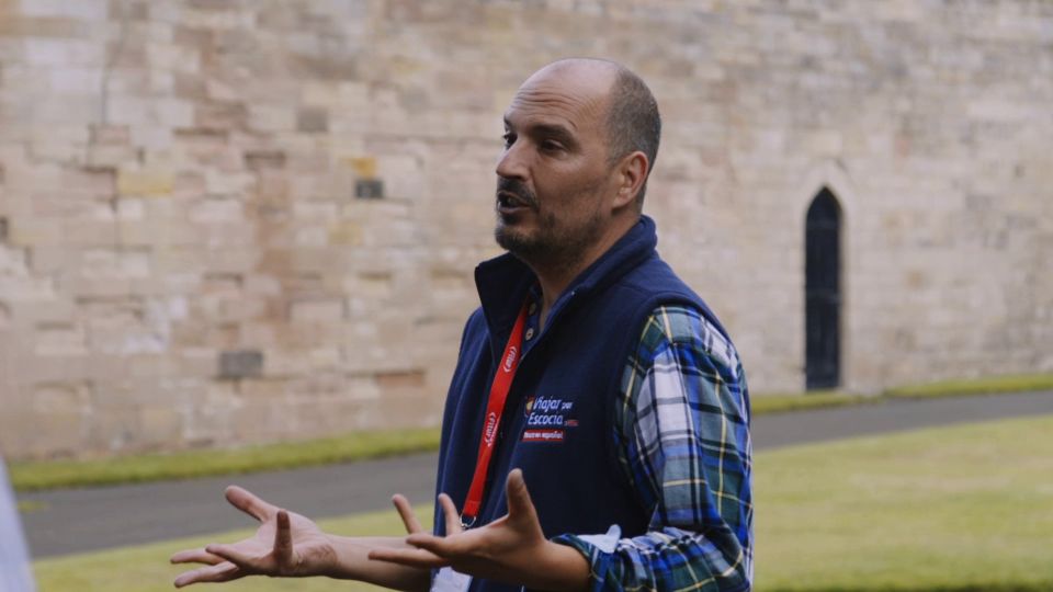 From Edinburgh: Glasgow & Scottish lakes Spanish Tour - Transport, Timing, and Comfort on a 10-Hour Route