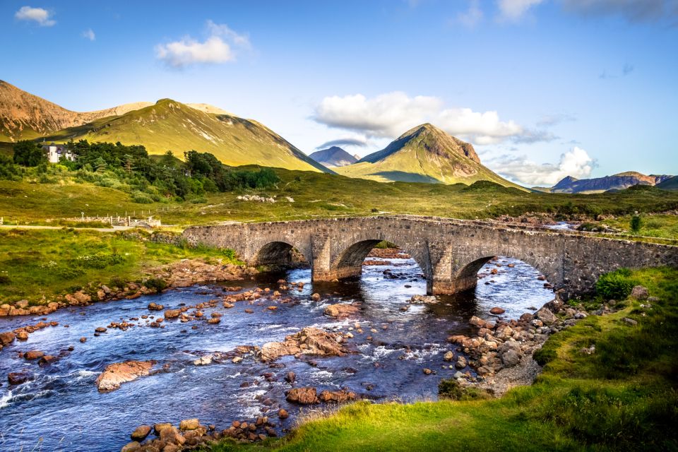 From Edinburgh: Isle of Skye 3-Day Tour with Accommodation - Eilean Donan Castle: The Postcard Moment (and a Smart Photo Stop)